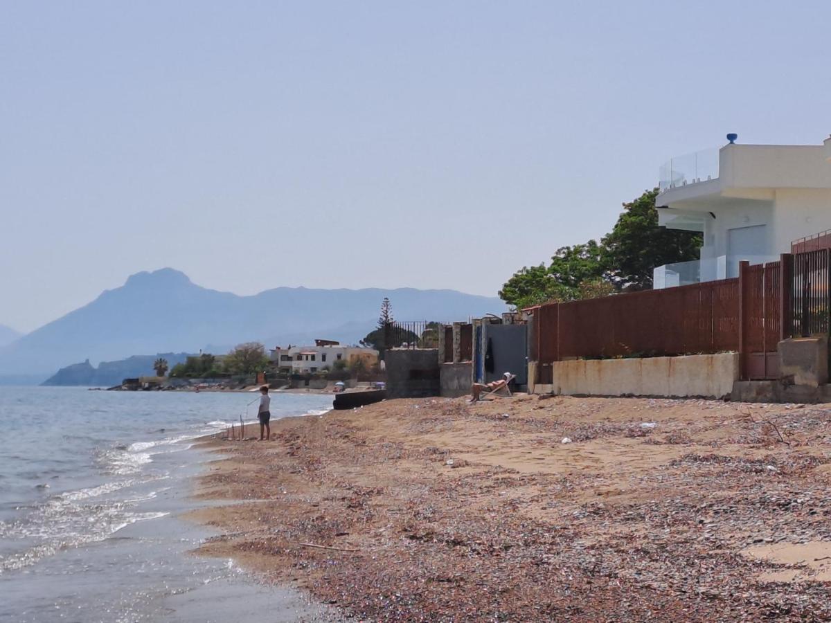 Blue Life, Sea-Luxury Rooms On The Beach Between Palermo And Cefalu' Casteldaccia Eksteriør bilde