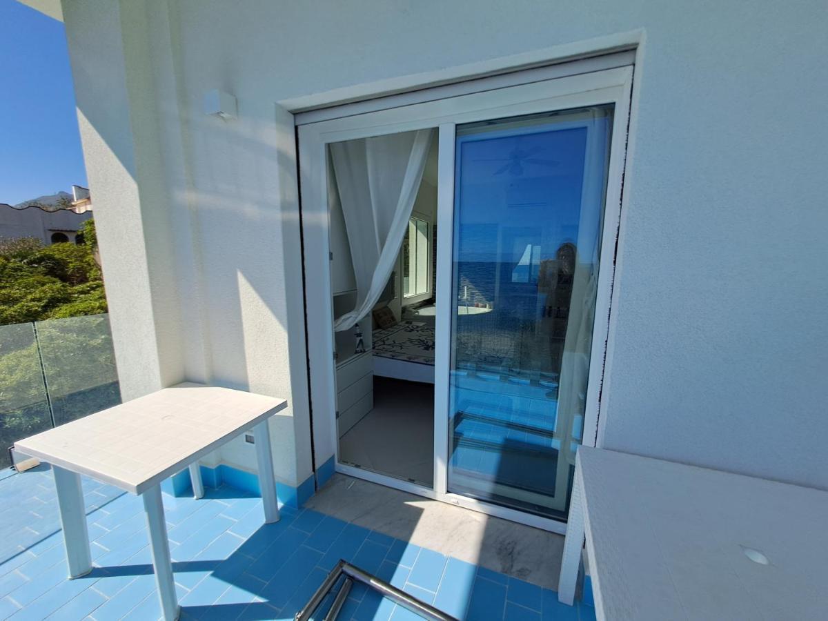 Blue Life, Sea-Luxury Rooms On The Beach Between Palermo And Cefalu' Casteldaccia Eksteriør bilde