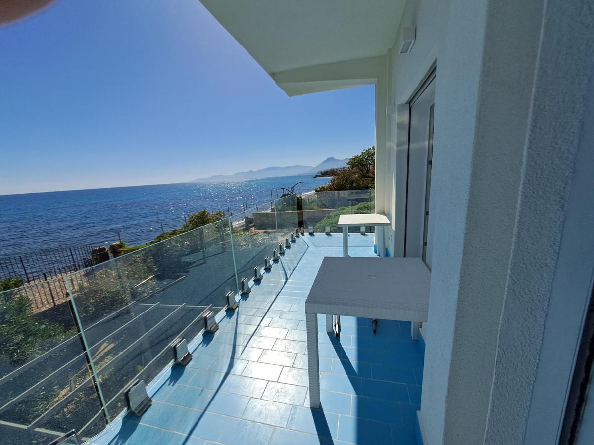 Blue Life, Sea-Luxury Rooms On The Beach Between Palermo And Cefalu' Casteldaccia Eksteriør bilde