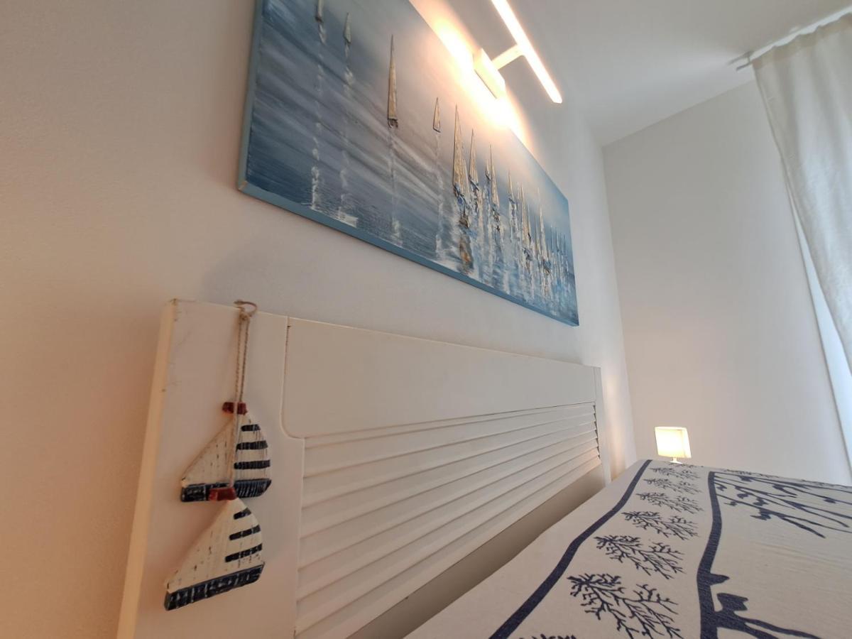 Blue Life, Sea-Luxury Rooms On The Beach Between Palermo And Cefalu' Casteldaccia Eksteriør bilde