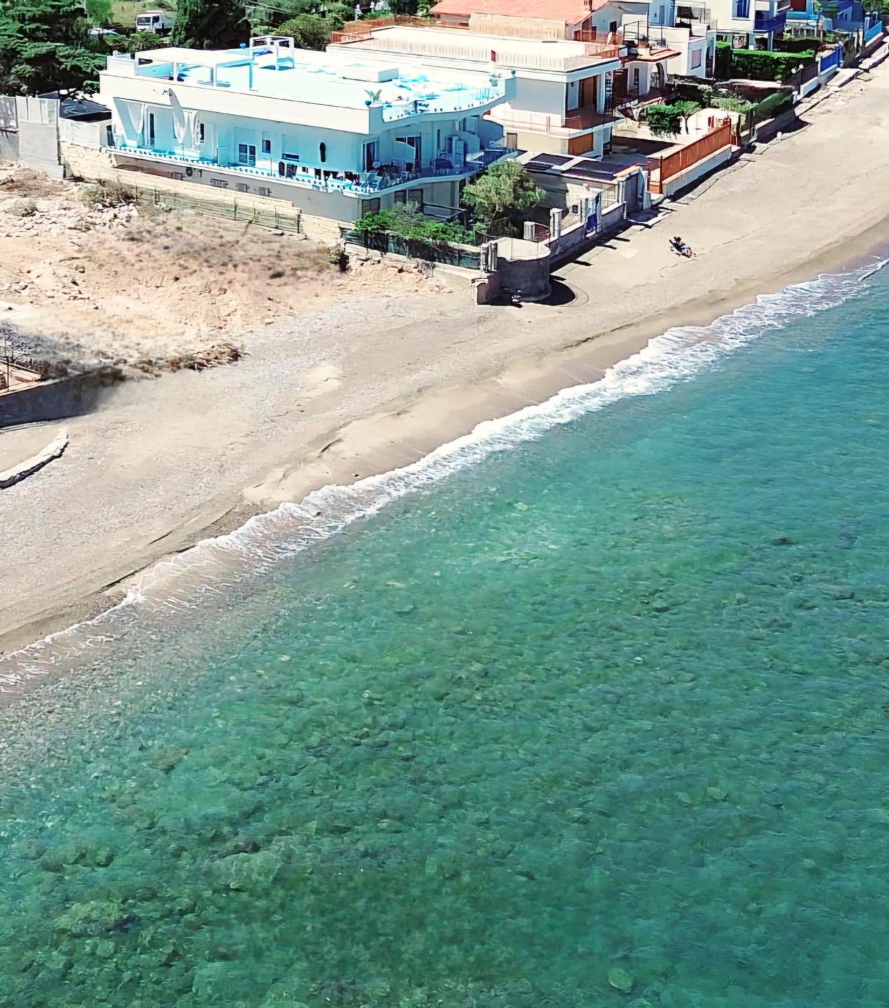 Blue Life, Sea-Luxury Rooms On The Beach Between Palermo And Cefalu' Casteldaccia Eksteriør bilde